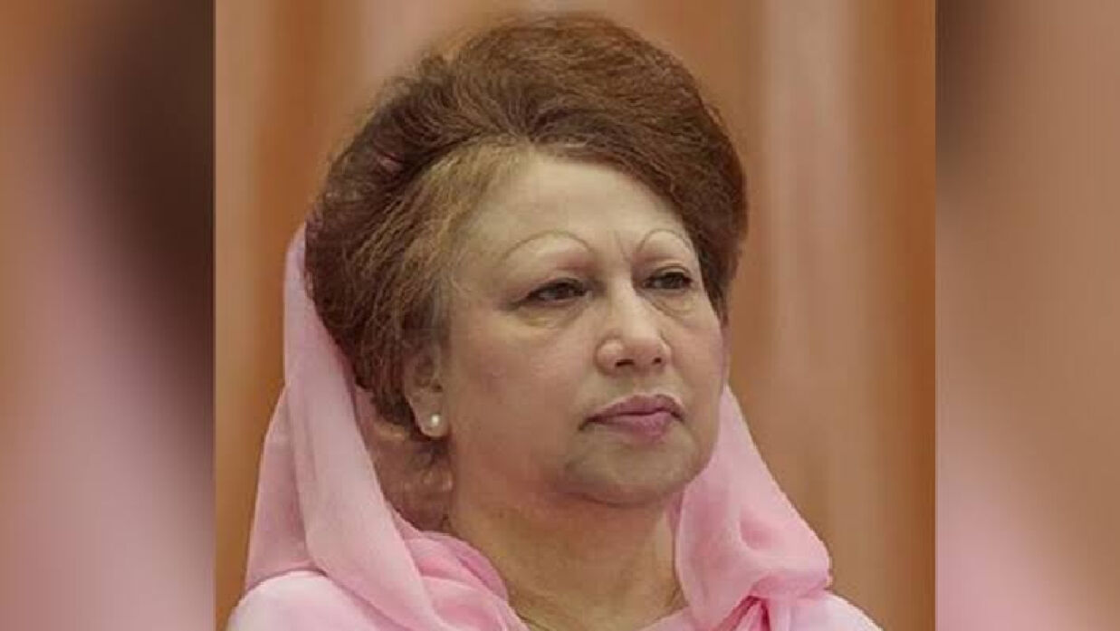 ৪২ জনকে হত্যা মামলা : খালেদা জিয়াকে খারিজ করে দিয়েছেন সিএমএম আদালত